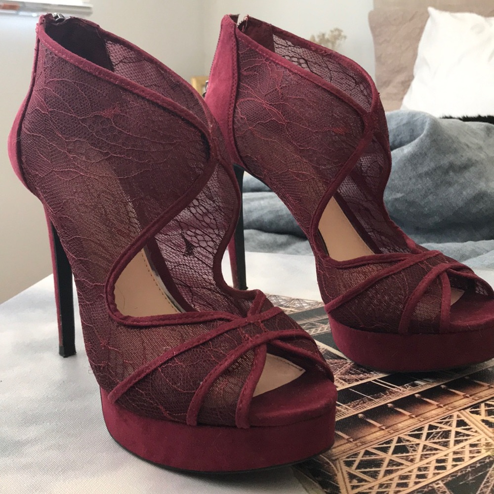 JESSICA SIMPSON Red Wine Abel Caged Lace Heels